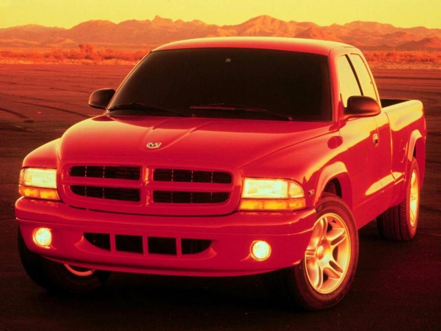  Dodge Dakota R/T Club Cab 1998 года  (фото 2 из 10)